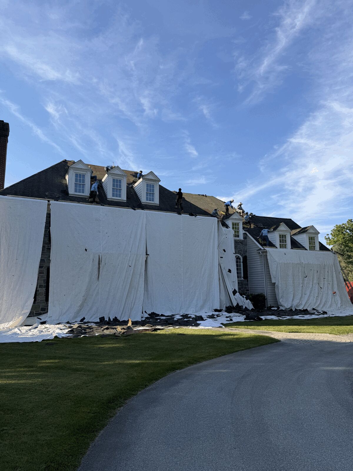 Paramount Home Solutions Replaces A Full Roof In Malvern, Pennsylvania